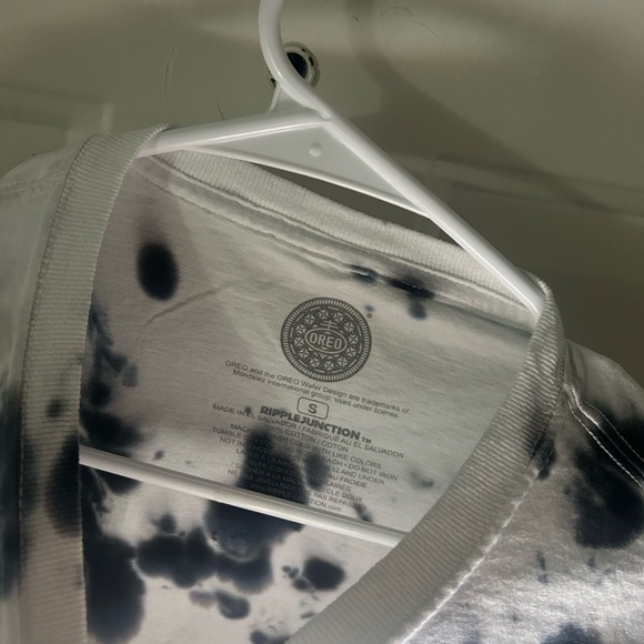 Oreo Tie-Dye Long Sleeve Shirt - Picture 4 of 4